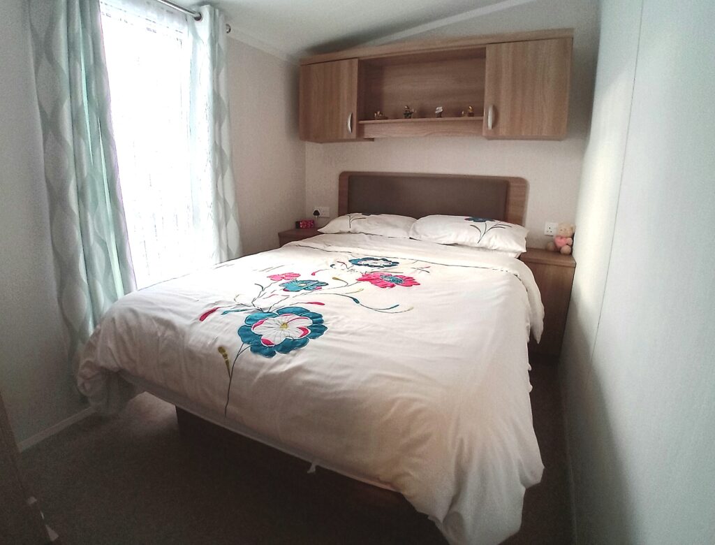 bed 1