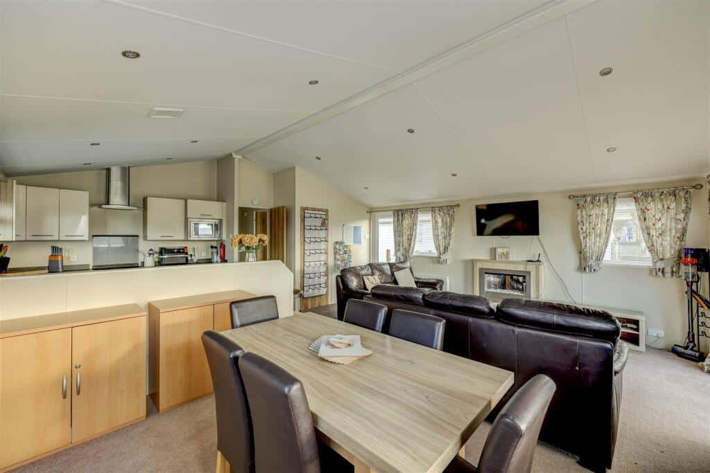 8037354941d979227593eeabbfabb45e