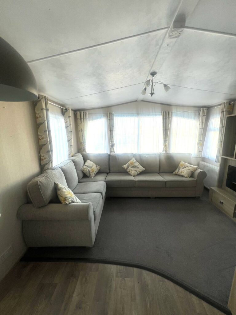 WhatsApp Image 2026-01-15 at 11.47.18uu