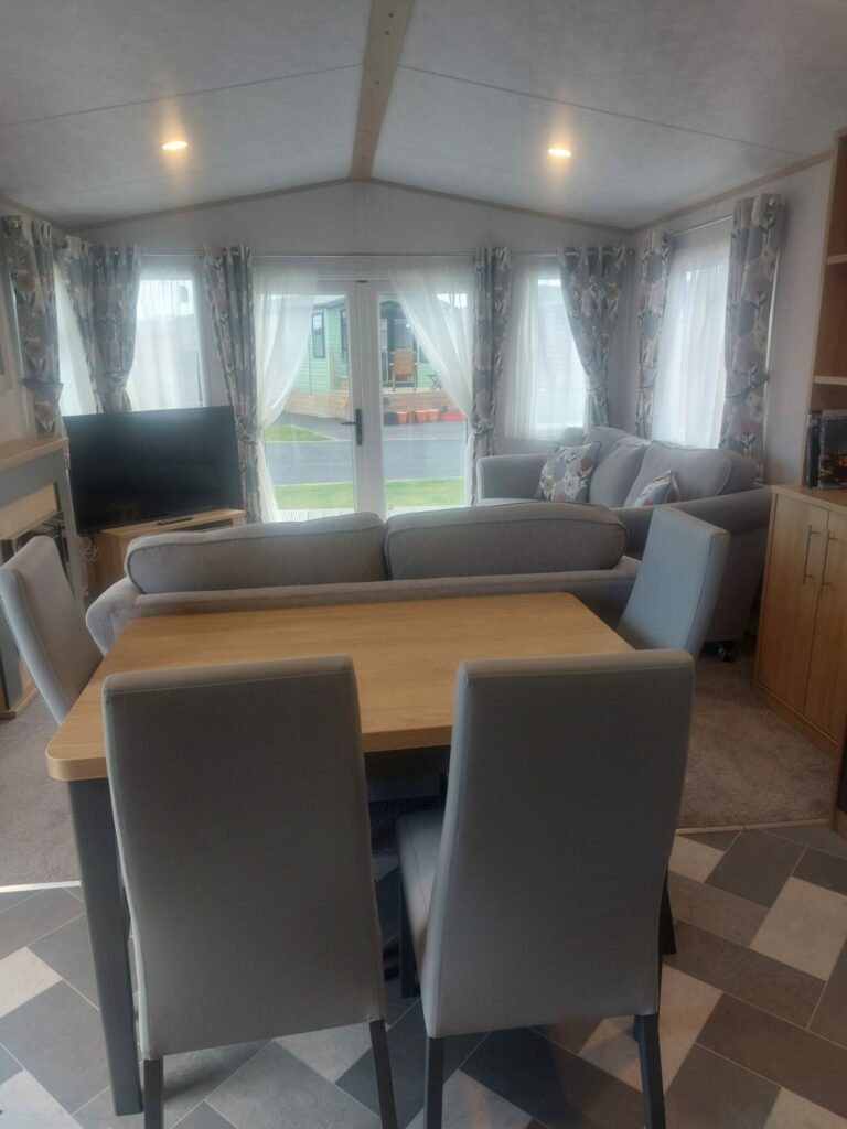 WhatsApp Image 2025-04-24 at 12.54.02_14ed5ec7