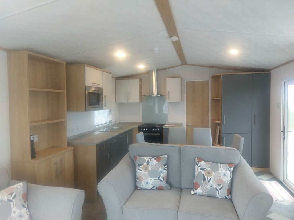 WhatsApp Image 2025-04-24 at 12.54.03_3c5dba0b