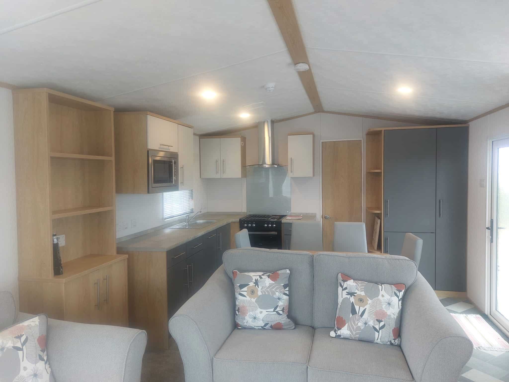 WhatsApp Image 2025-04-24 at 12.54.03_3c5dba0b