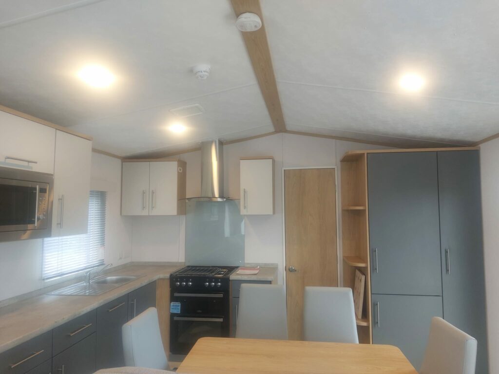 WhatsApp Image 2025-04-24 at 12.54.03_9d2b268a