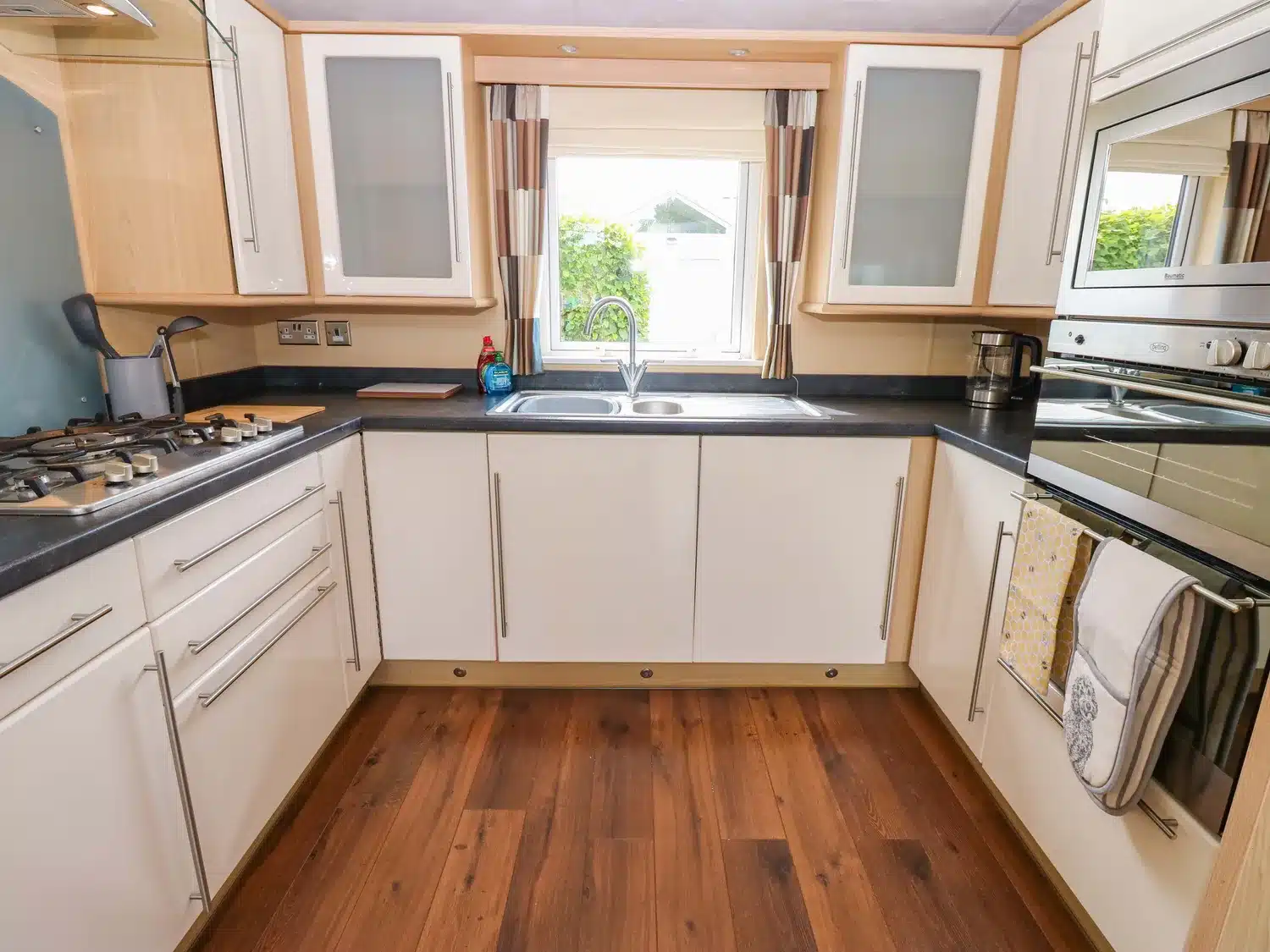 sc_1749739727_1177745_14