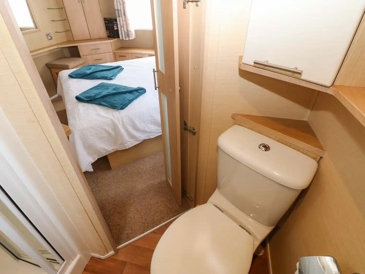 sc_1749739769_1177745_22